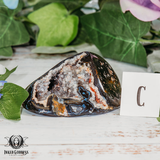 Agate Cave for Magickal Grounding