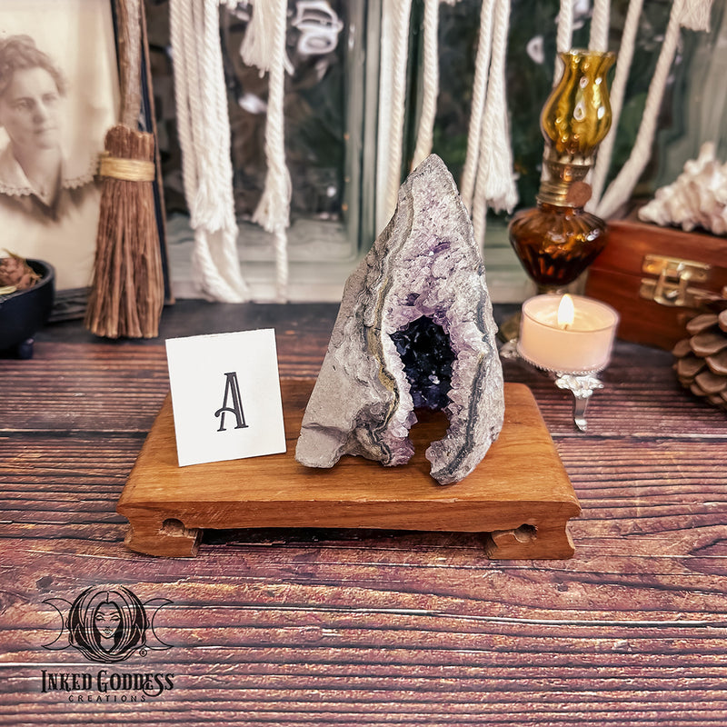 Load image into Gallery viewer, Amethyst Vagina Cave for Divine Feminine Magick
