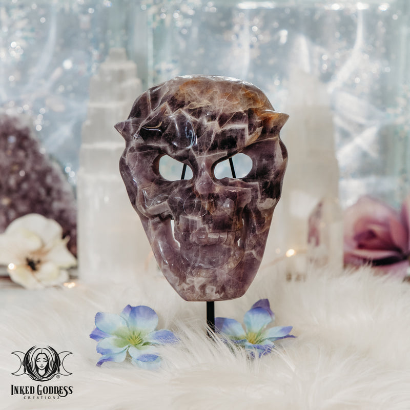 Load image into Gallery viewer, Amethyst Mask on Stand for Protective Energy
