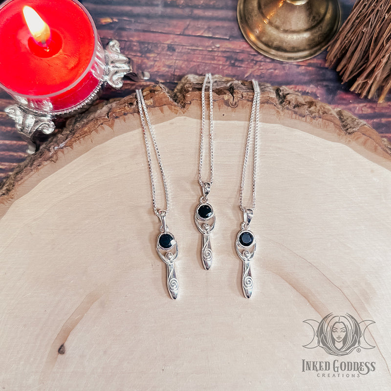 Load image into Gallery viewer, Drawing Down the Moon Goddess Necklace for Feminine Energy
