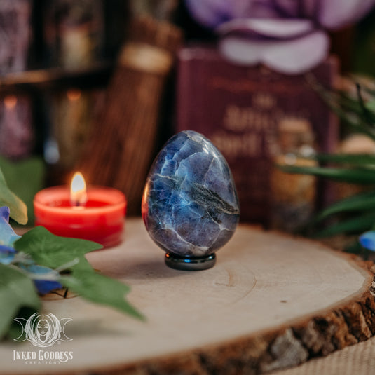 Iolite Gemstone Egg for Expanded Imagination