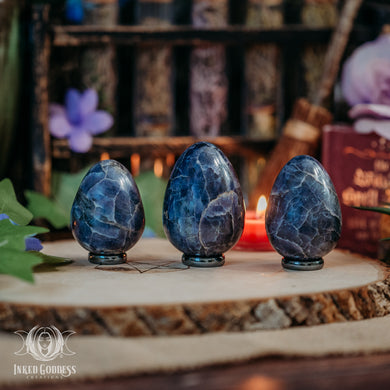 Iolite Gemstone Egg for Expanded Imagination