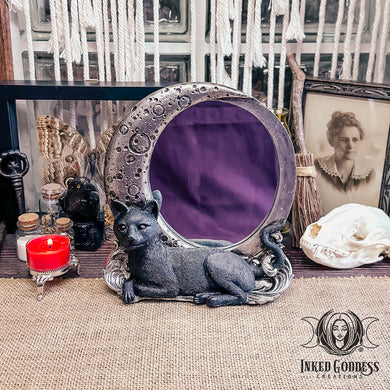 Night Cat Mirror for Divination